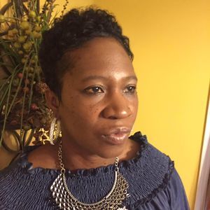 Meet your Posher, Marcia